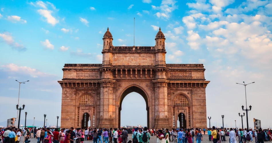 Gateway of India: Mumbai’s Iconic Landmark by the Arabian Sea