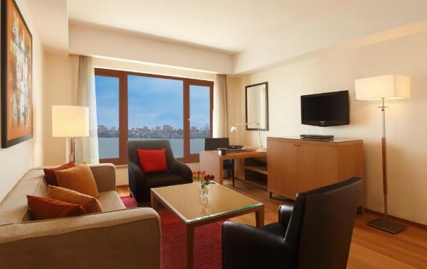 Trident Nariman Point image 16