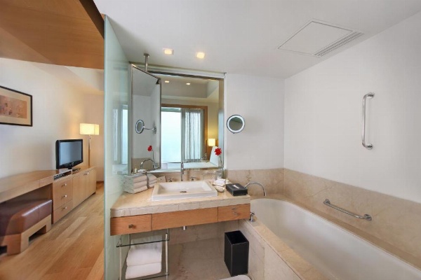 Trident Nariman Point image 19